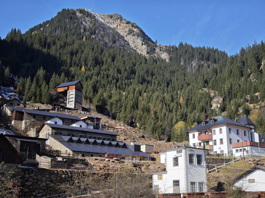 Sterzing Sehenswürdigkeiten im Umland - das Bergwerk Schneeberg