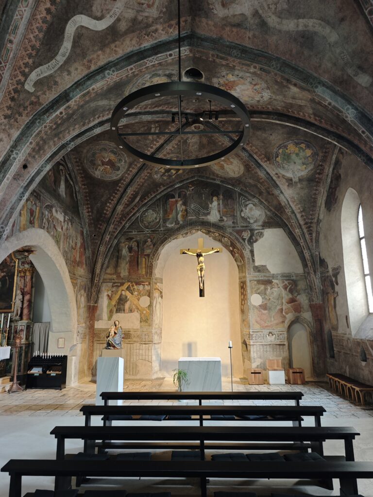 Sehenswürdigkeiten Sterzing, die nicht alle kennen: Heilig-Geist-Spitalkirche