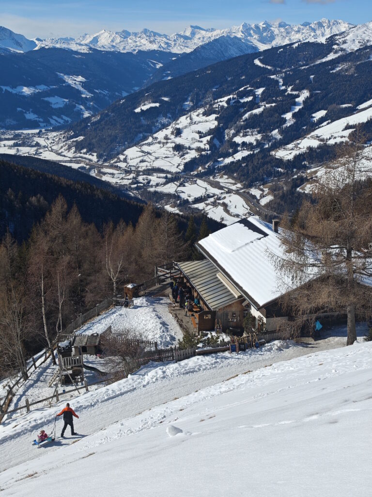 Sterzing Rodelbahn mit Ausblick: Bei der Prantneralm