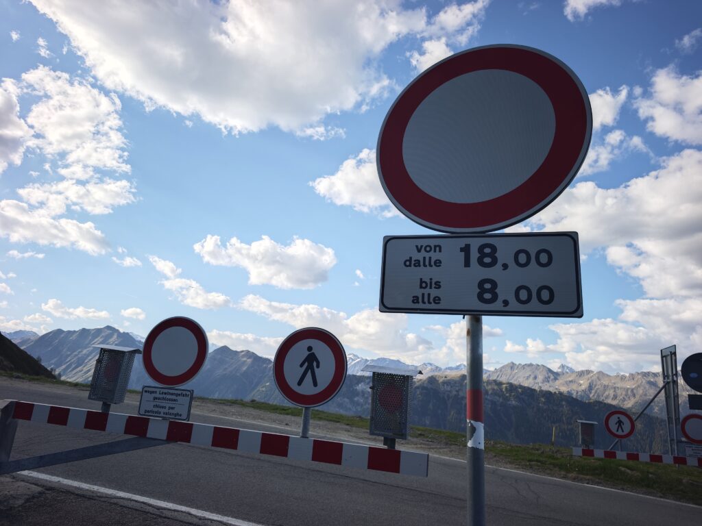 Jaufenpass Öffnungszeiten - im Winter ist gesperrt